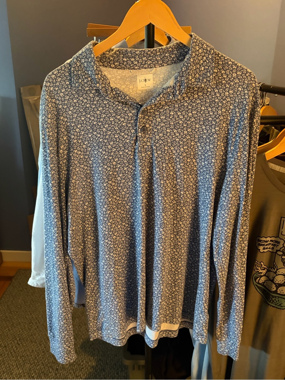 J. Crew Men's Blue Floral Button-Down Long Sleeve Shirt